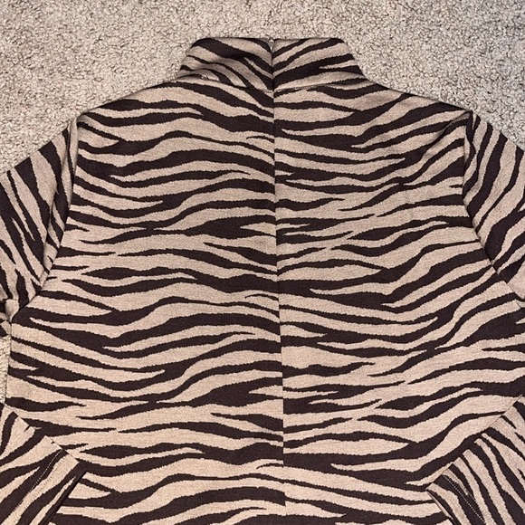 Tuckernuck Ellie Striped Mock Neck Knit Dress Tiger Small - Picture 6 of 8